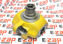 Кулак поворотный 216-7481-TY, 2167481 левый моста экскаватора погрузчика CAT432E, 434E, 434F, 442E, 444E, 444F