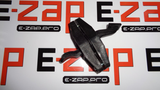 Фиксатор 330-0427, 3300427 (защелка, замок) правый форточки экскаватора погрузчика CAT 428, CAT 432, CAT 434, запчасти для экскаваторов, запчасти для экскаваторов