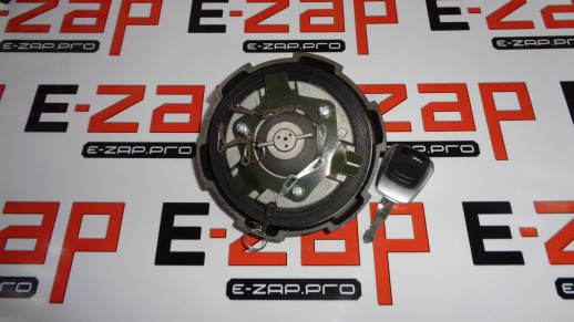 Крышка топливного бака 31М9-02120, 32М9-02120, 31M9-02130, 32M9-02130 экскаватора HYUNDAI R140, R160, R170, R180, запчасти для экскаваторов, запчасти для экскаваторов